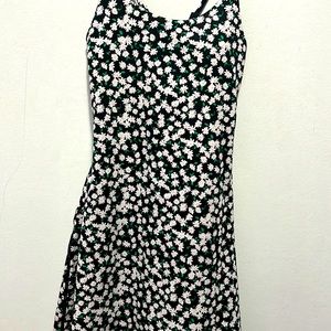 Floral mini dress, white, black, green, XS/TP size along with cups/pads.